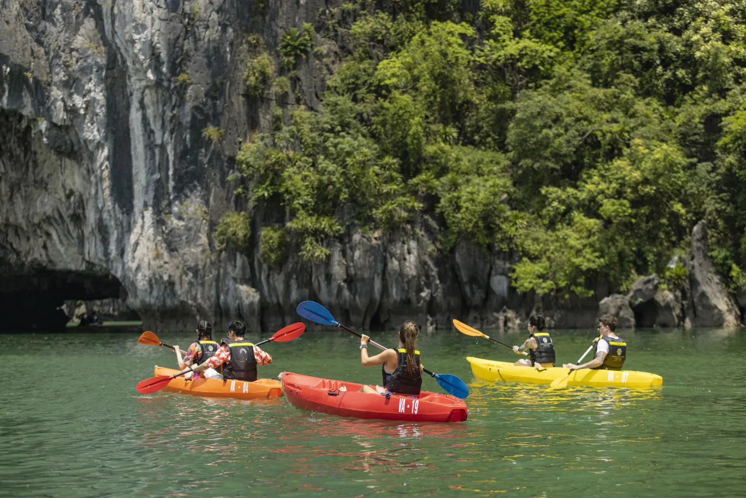 DU THUYỀN  HẠ LONG – MỘT NGÀY DÀNH CHO BẢN THÂN — ảnh 2